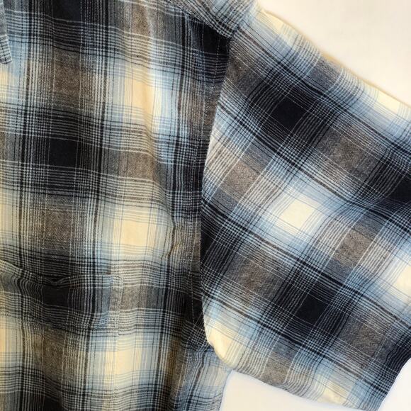 Blue and White Plaid Shirt Blue Short Sleeve Cotton Large Button Down Pocket Vtg - Picture 2 of 7